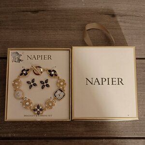 Napier Bracelet and Earring Set Gold Tone Brand New
